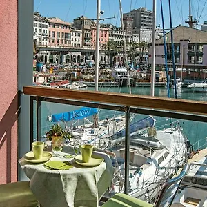  Apartment Sull'acqua Del Porto Antico